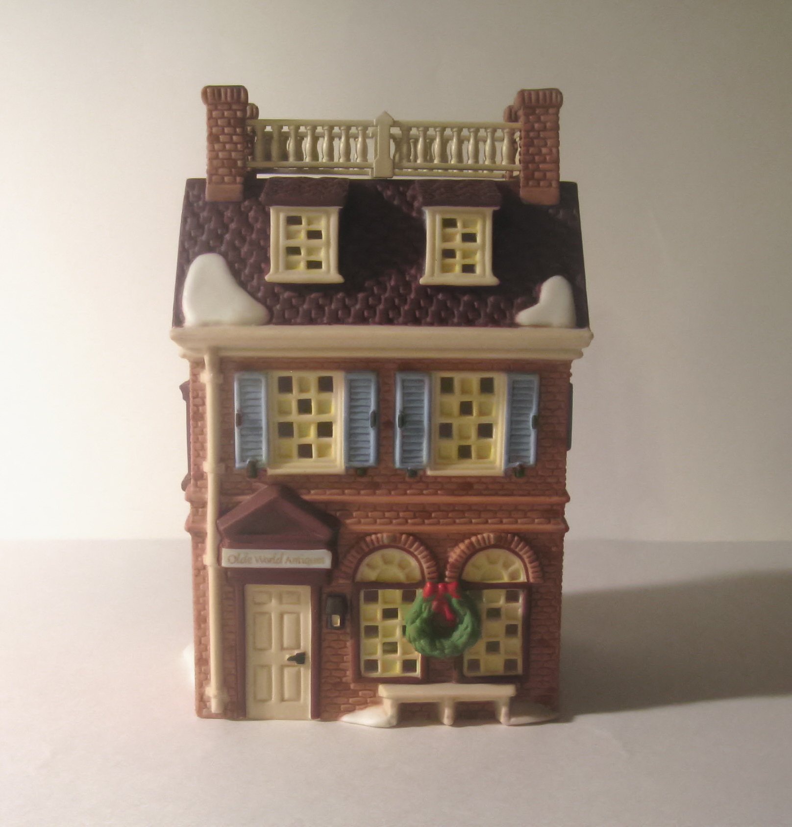 Amazon.com: Department 56 Olde World Antiques 2/Disney Park